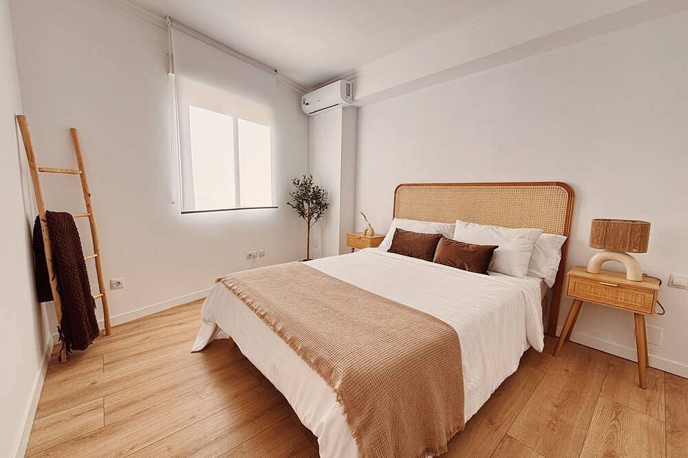 Ganze Wohnung, Boho House · Beach 1 min · Full Refurbished Apt in Playa La Bajadilla, Roquetas de Mar