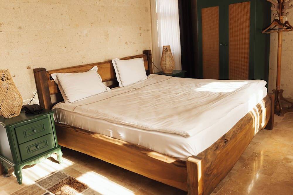 The Terrace of Tranquility Deluxe Cave Room 201 in Uçhisar, Nevsehir