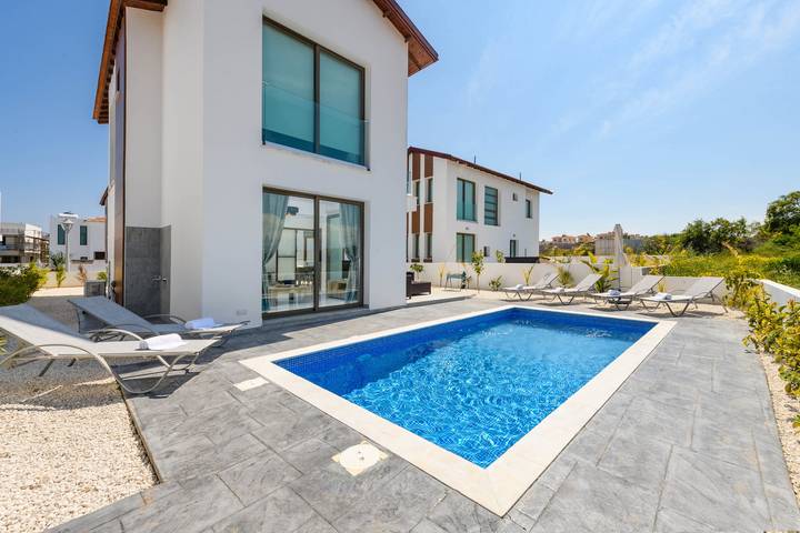Ferienhaus für 6 Personen, mit Terrasse und Garten auf Zypern