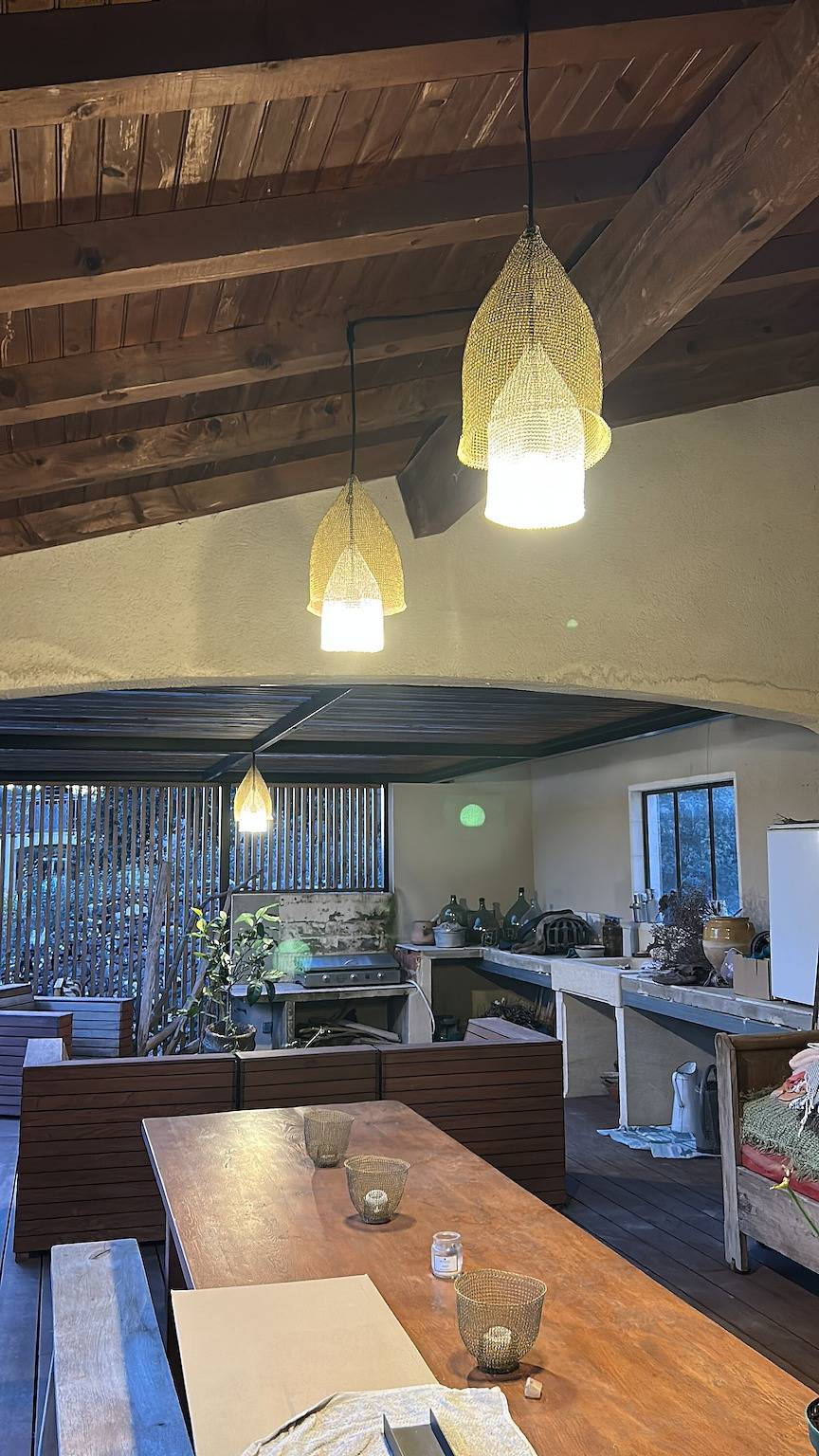 Chambre d’hôtes « Nîmes » avec piscine partagée, terrasse partagée et Wi-Fi in Nîmes, Région de Nîmes