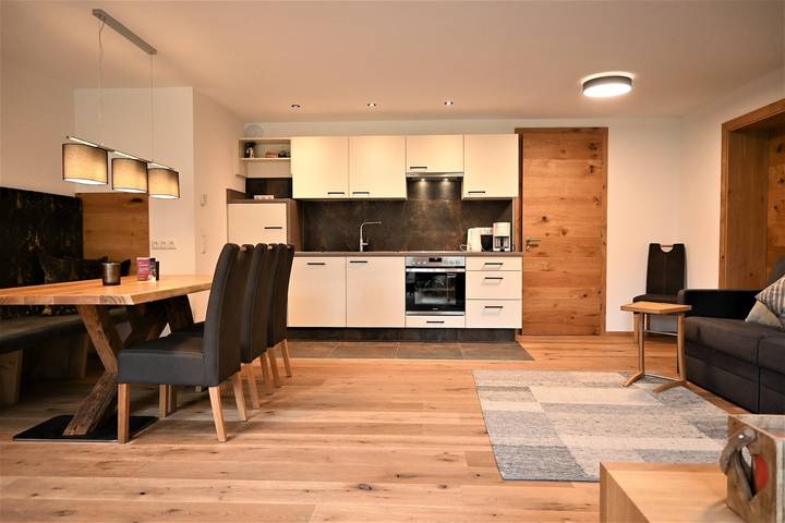 Ferienwohnung für 6 Personen, mit Balkon und Terrasse sowie Garten und Sauna in Biberwier - 2