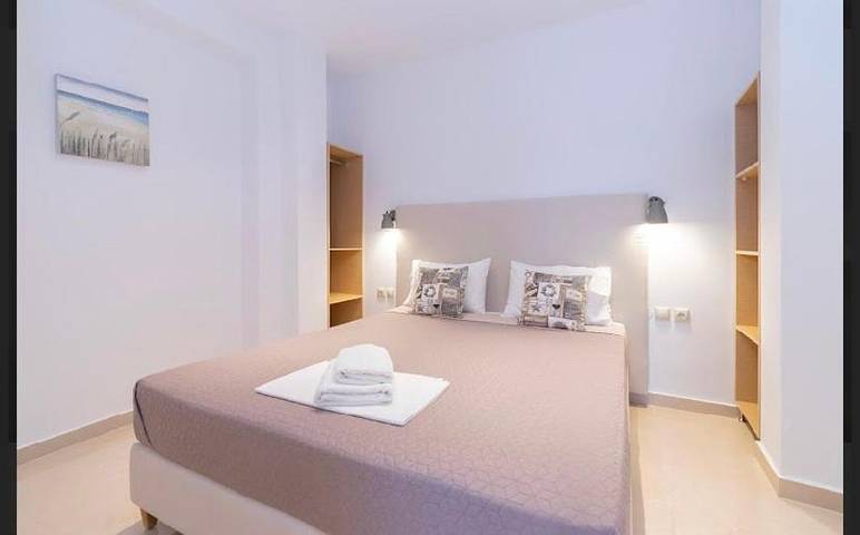 Ferienwohnung für 2 Personen, mit Ausblick und Balkon in Sarti - 2