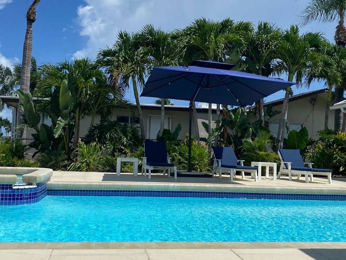 Location de vacances pour 4 personnes, avec terrasse et jardin à Cape Coral - 3