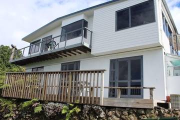 Holiday Home for 10 People in Northland, New Zealand, Photo 1