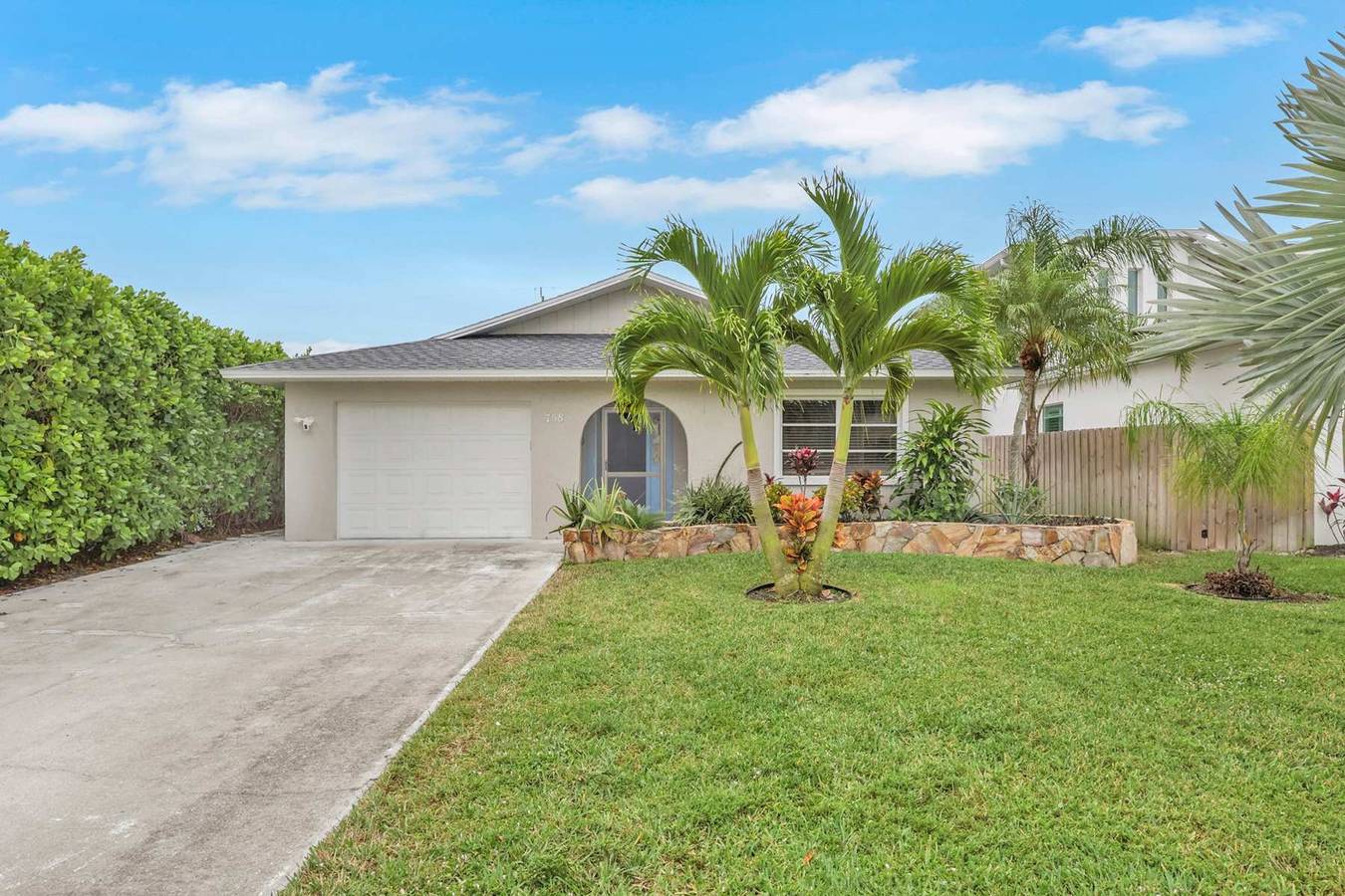 Naples Pool Home Paradise  Minutes from the Beach in Naples Park, North Naples