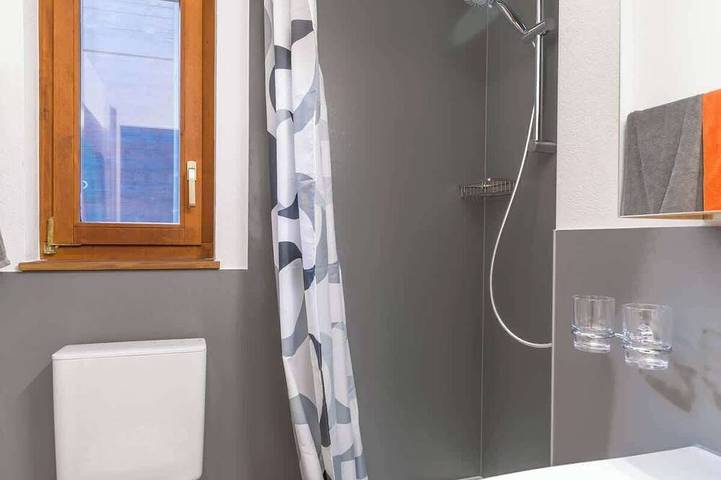 Ganze Wohnung, Alpine Studio for 4 in Nature Parc balcony&Parking in Diemtigen, Frutigen - Lenk - Adelboden