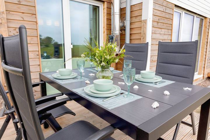 Ferienhaus für 4 Personen, mit Sauna und Garten sowie Ausblick und Seeblick, mit Haustier in Wesermarsch - 2