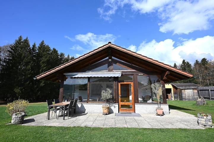 Ferienwohnung für 4 Personen, mit Balkon/Terrasse und Balkon sowie Terrasse und Garten in Neuschönau