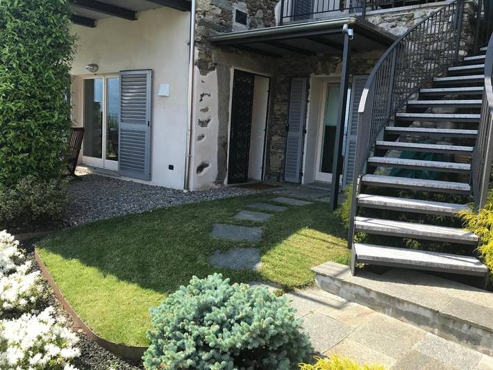 Gîte pour 3 personnes, avec piscine ainsi que vue sur le lac et terrasse, animaux acceptés à Gravedona - 2