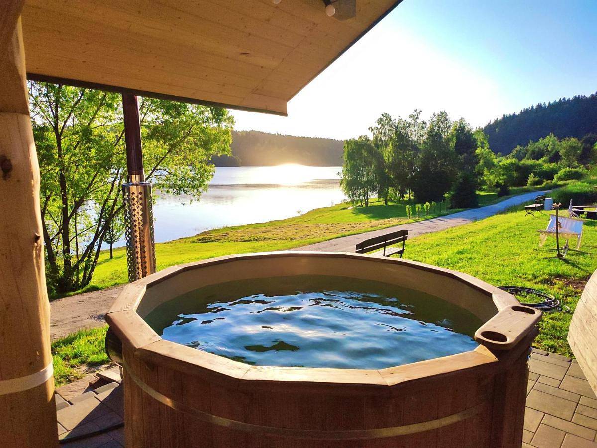 Domki Dobra Miejscówka 50 m od jeziora Solińskiego Sauna Jacuzzi 504-978-418 in Karpaty (Polska)