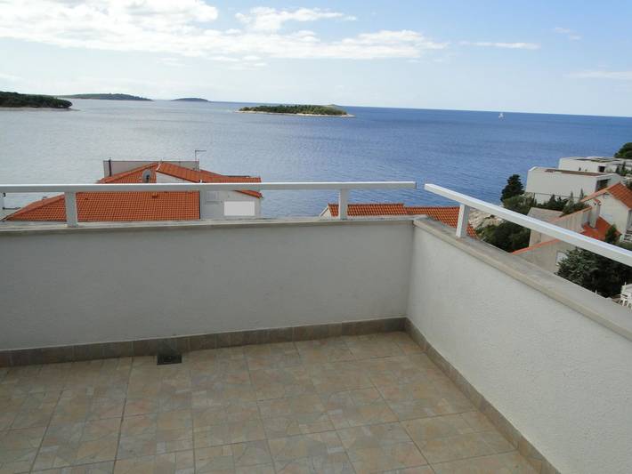 Ferienwohnung für 4 Personen, mit Terrasse und Garten sowie Seeblick, mit Haustier - 1
