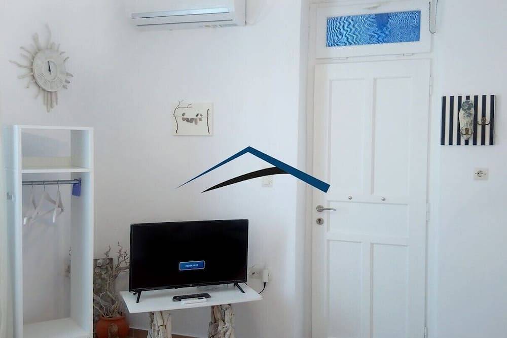 Gemütliches und süßes Haus im Herzen von Korissia, nur wenige Minuten von den Geschäften entfernt in Kea