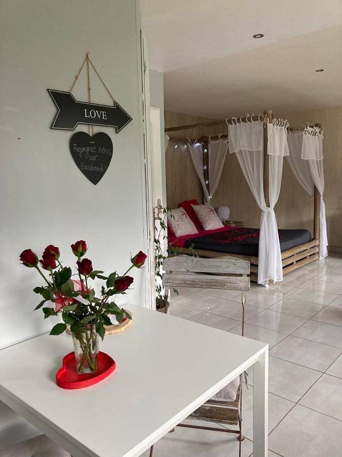 Holiday Home in Fresnoy-Folny, Région de Dieppe