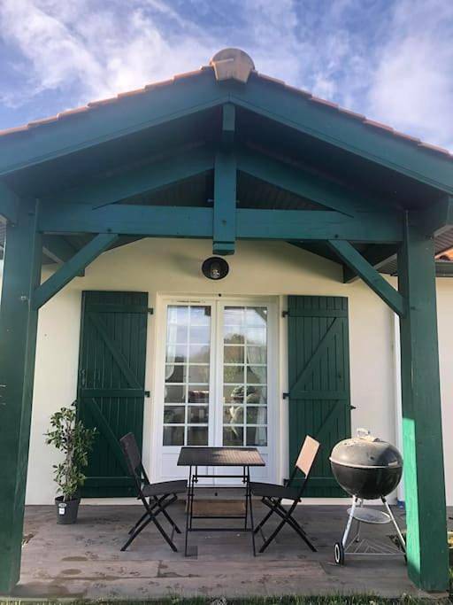 Location de vacances pour 4 personnes, avec terrasse ainsi que vue et jardin à Saint-André-de-Seignanx - 3