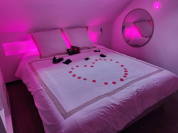 Gîte pour 2 personnes, avec vue à Challes