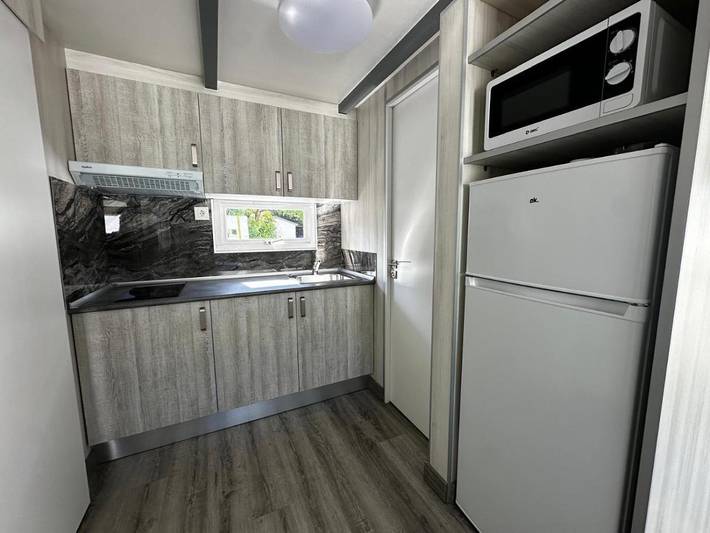 Camping pour 6 personnes, avec piscine et bassin pour enfant ainsi que jardin et sauna sur la Costa del Sol - 3