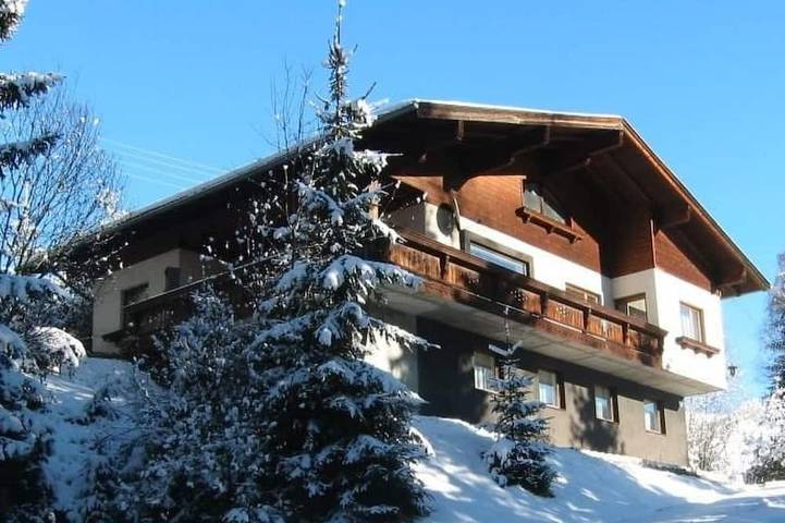 Ferienhaus für 10 Personen, mit Garten