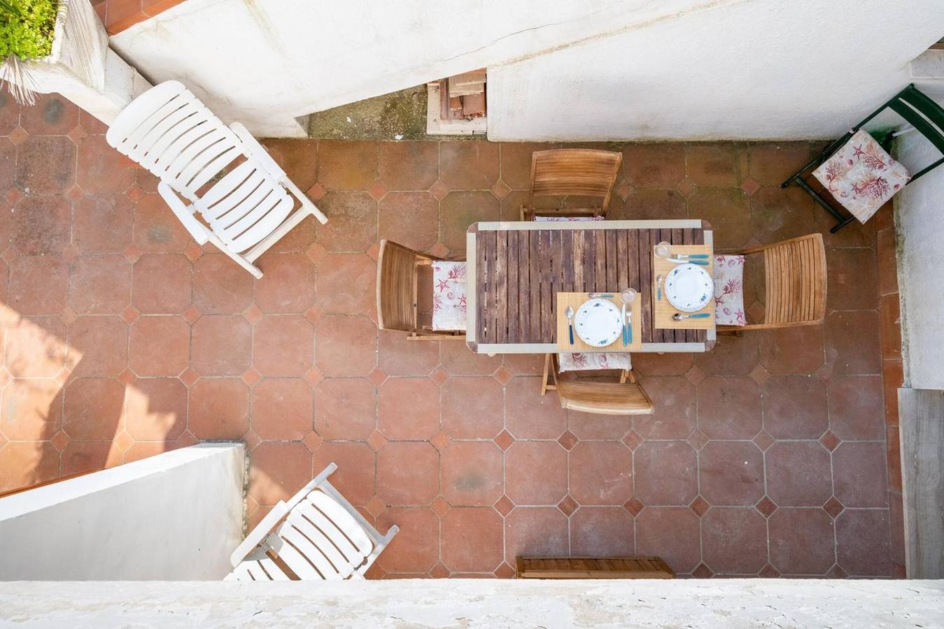 Appartement entier, Appartement 'Monolocale - Rosa Sea View in Villa' avec vue mer, Wi-Fi et climatisation in Santa Cesarea Terme, Province de Lecce