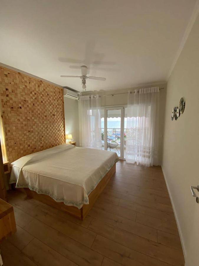 Entire apartment, Lila apartments 2 in Rashbull, Albania