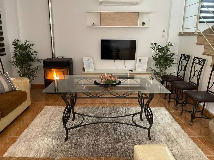 Casa rural para 8 personas, con Balcón además de Terraza y Vistas en Valdepeñas de Jaén - 2