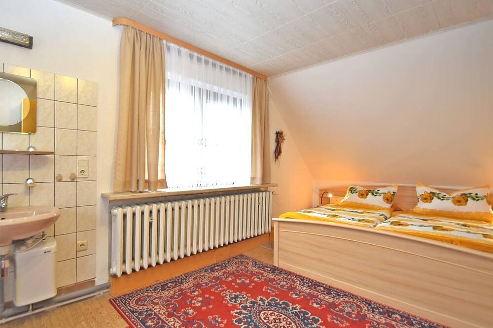 Ganze Wohnung, Ruhiger Aufenthalt mit Garten in Frauenwald, Rennsteig