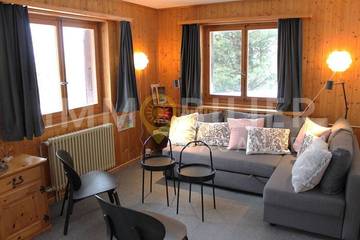 Maison de campagne pour 2 personnes, avec jardin dans Chandolin