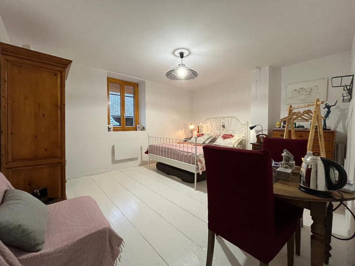 Chambre d’hôte pour 4 personnes, avec Terrasse et Jardin ainsi que Piscine et Vue dans l' Ain - 4