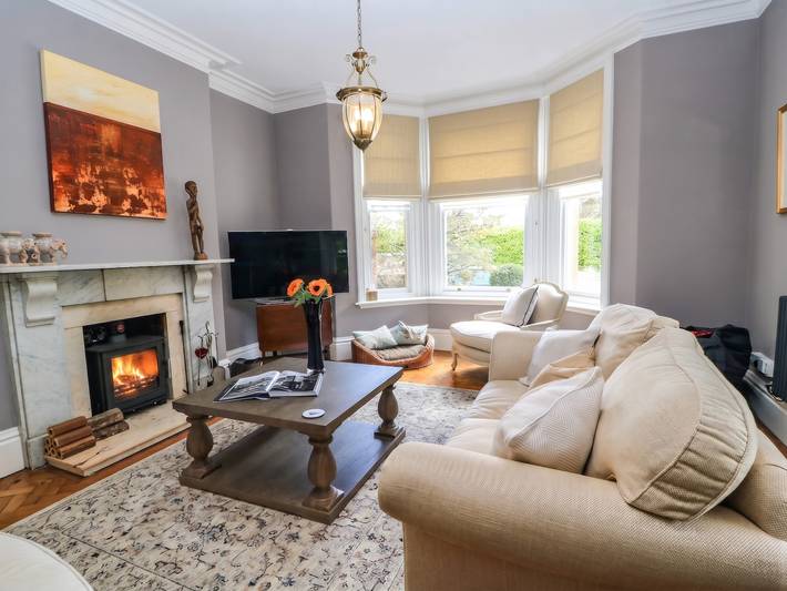 Gîte pour 12 personnes avec jardin in Wiltshire