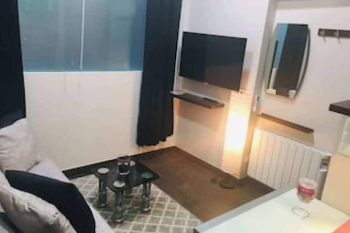 Ganze Wohnung, Apt Deluxe 2 Rooms in Barajas, Madrid