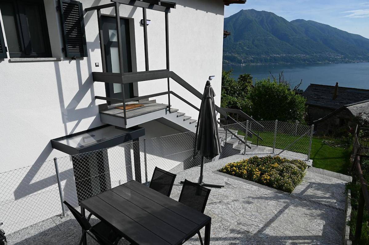 Ganze Wohnung, Vacanza immersa nella pace tra Locarno & Valle Verzasca in Gordola, Tessiner Alpen