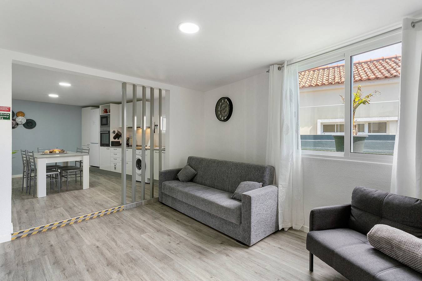 Entire apartment, Casa Pereira 2: Perfect for Relaxing and Enjoying Beautiful Sunsets in Ponta do Pargo, Madeira