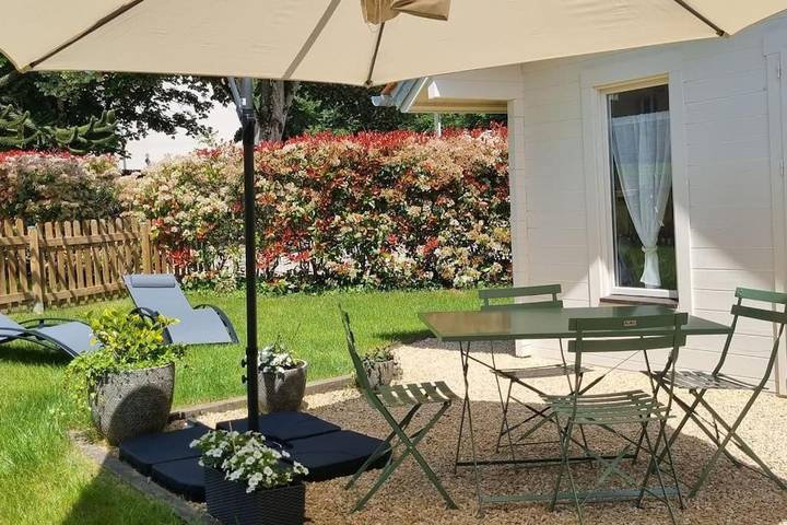 Location de vacances pour 4 personnes, avec Terrasse et Jardin à Grosrouvre