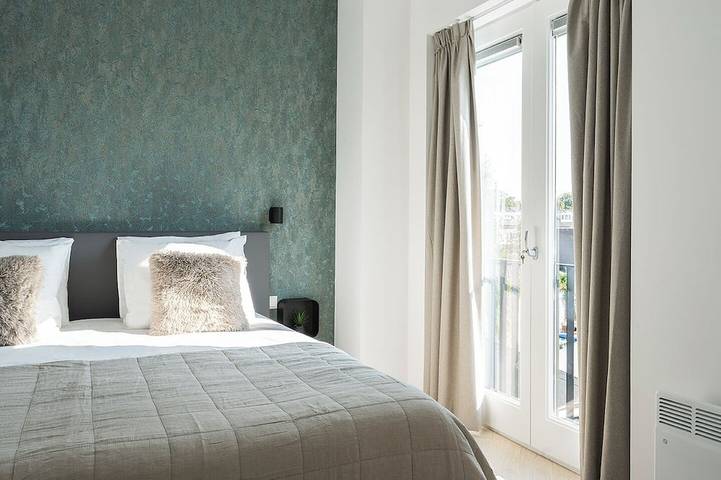 Geheel appartement, 2-slaapkamer appartement met 4 bedden en een slaapstoel - Ideaal voor groepen in Nijmegen, Betuwe