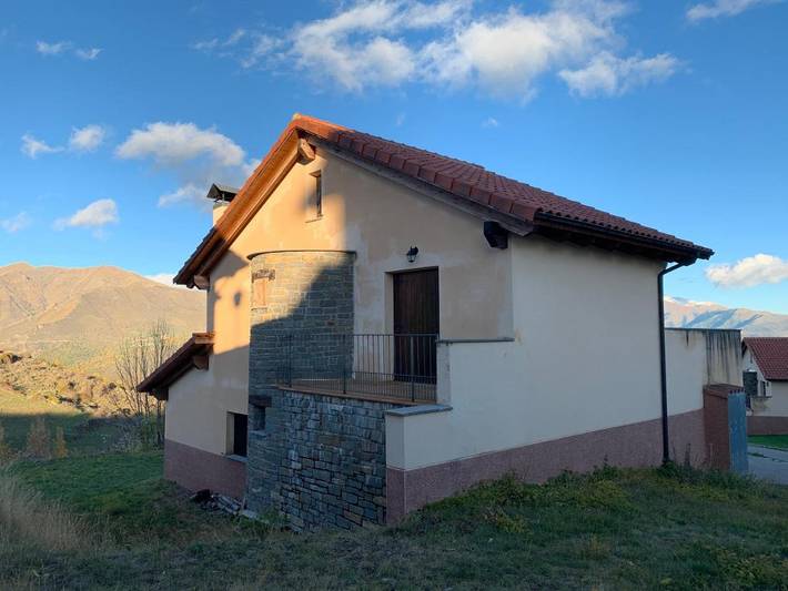Casa rural para 8 personas, con jardín además de terraza y vistas en Valle de Benasque - 2