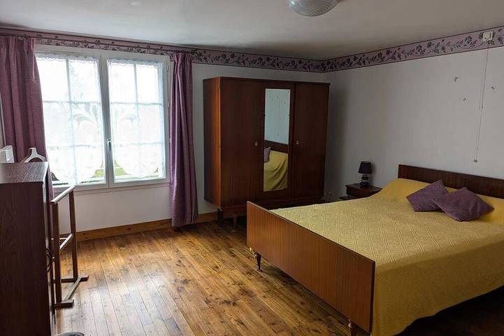 Gîte pour 6 personnes, avec jardin à Saint-Angeau - 2