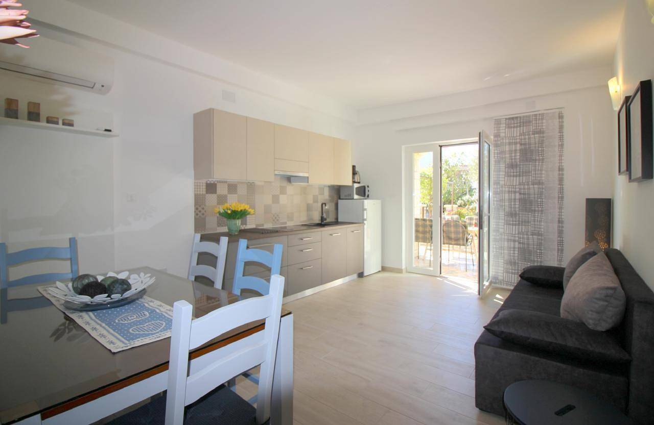 Apartamento vacacional entero, Ferienwohnung Sergio für 4-5 Personen in Strandnähe in Poreč, Region De Porec