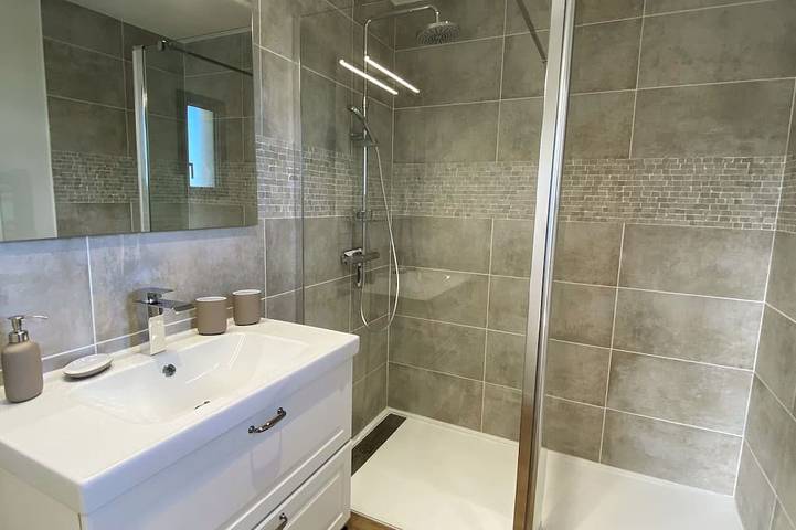 Gîte pour 5 personnes, avec jardin et terrasse à Benais - 4