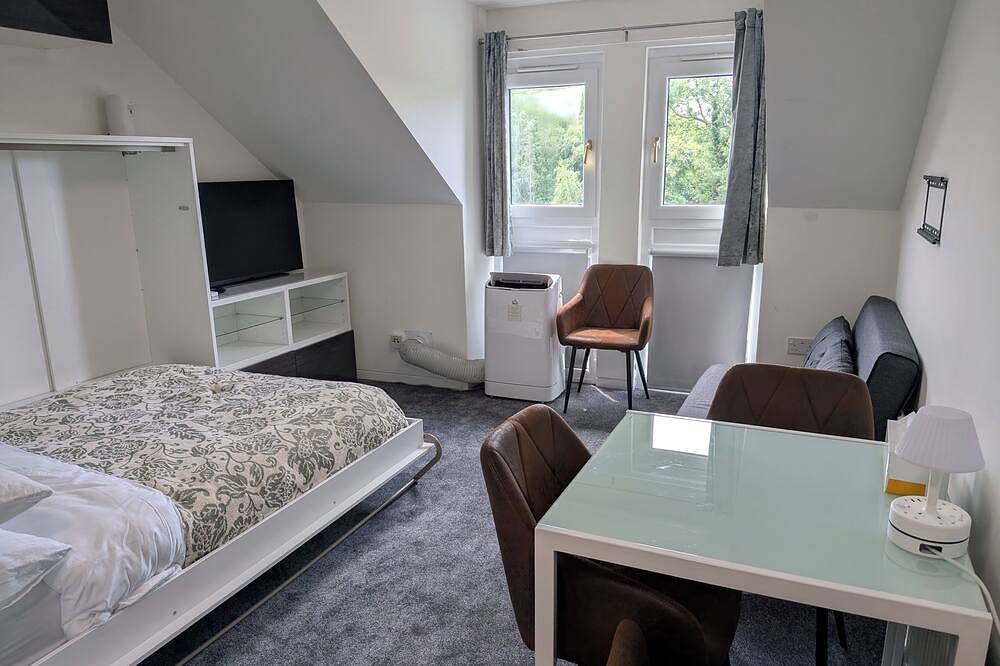 Appartement entier, Modern Spacious Flat | Near Aylesbury Station -Brand new in Aylesbury, Buckinghamshire