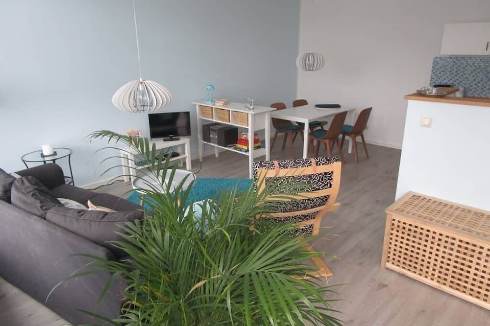 Ganze Wohnung, Kleine aber feine Fewo Meeresbrise für 2 Personen mit Gartenterrasse in Hohenfelde, Südliche Ostseeküste