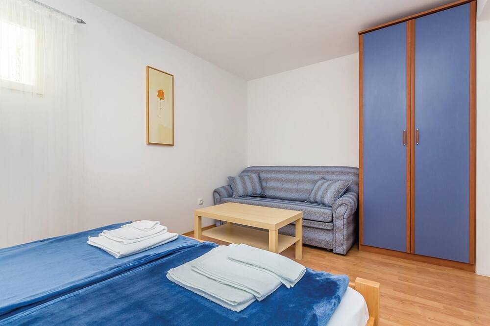 Apartamento inteiro, Alojamento T1 em Krk in Punat, Krk