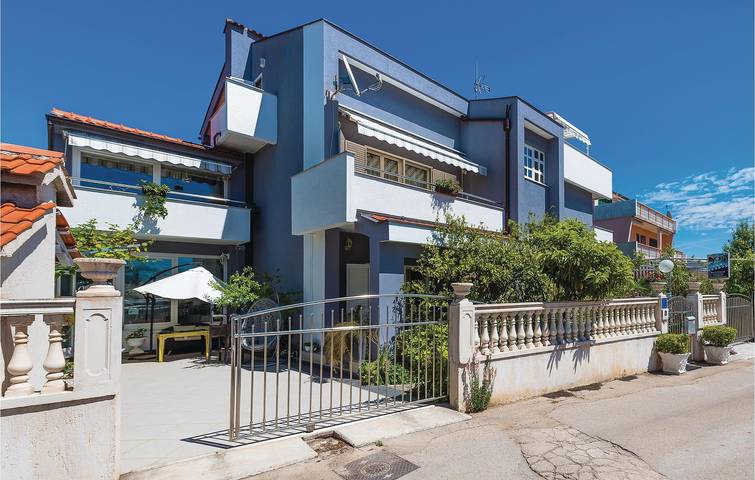 Ferienwohnung für 4 Personen, mit Terrasse in Vodice - 4