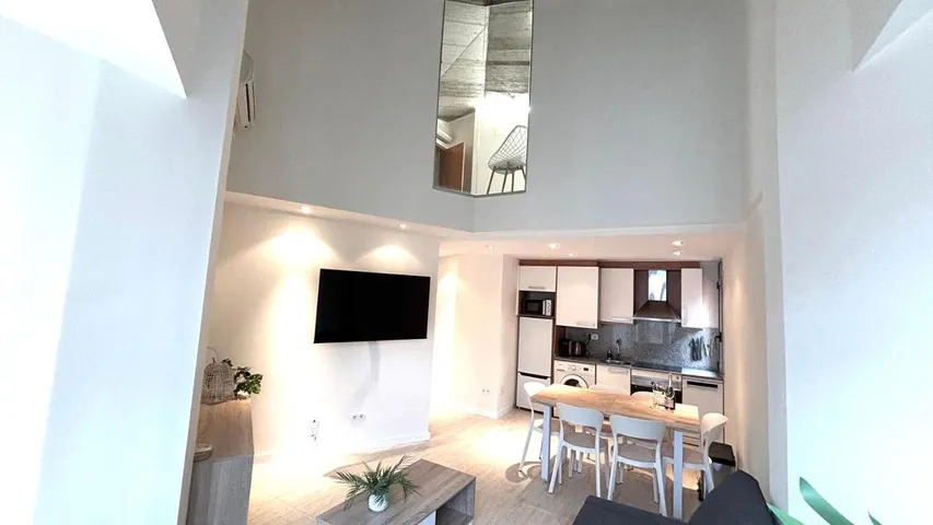 Apartamento de vacaciones para 7 personas, con balcón - 1