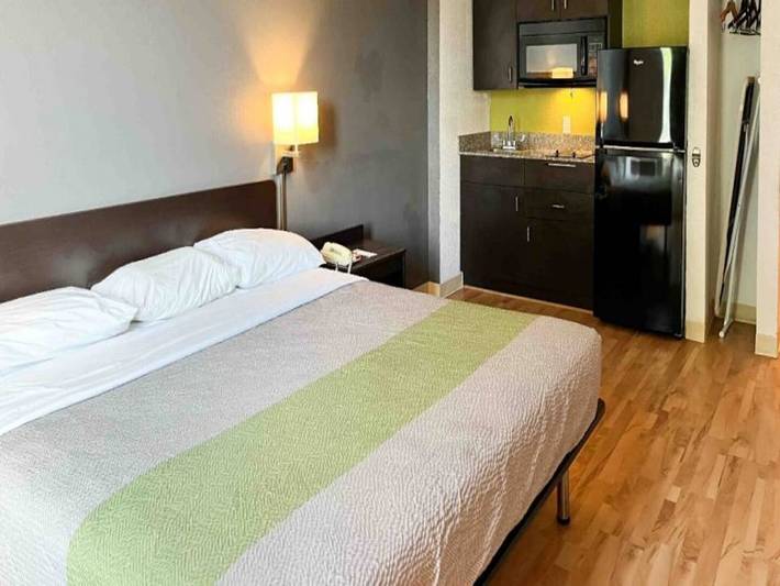 Apartamento entero, Studio 6 Suites Clarion, Pa_1 Cama Queen in Clarion (PA), Condado de Clarion
