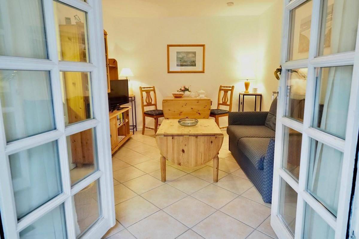 Ganze Wohnung, Ferienwohnung Strandnelke, im Reetdachhaus in Westerland mit Terrasse, Wlan in Tinnum, Sylt (Gemeinde)