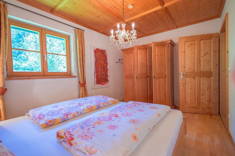 Entire apartment, Vacation apartment/apartment for 2 guests with 44m² in Gmund am Tegernsee in Gmund, Bavarian Alps