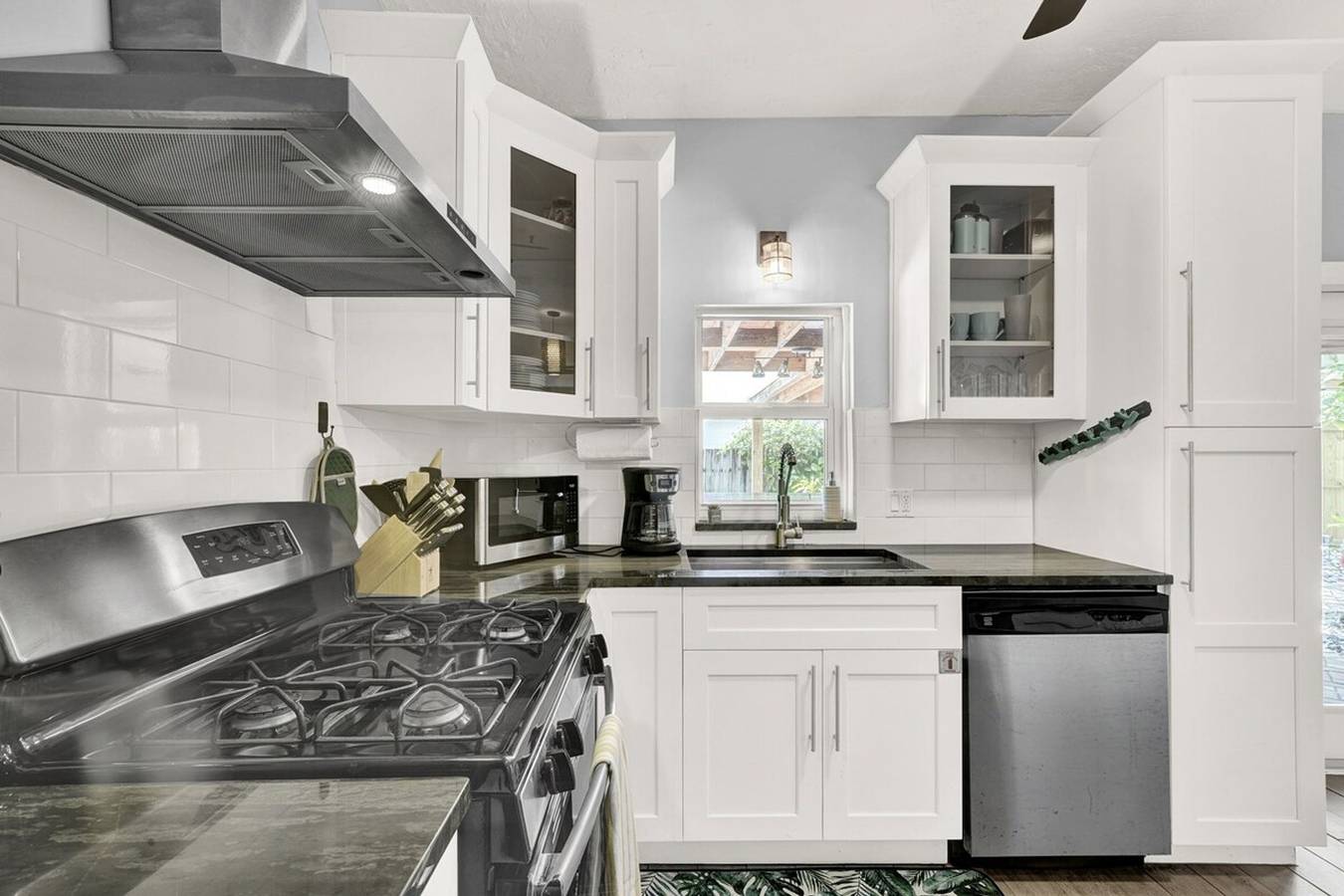 2 Cottage Oasis in Lake Worth in Lake Worth, Palm Beach County