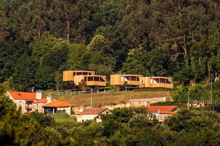 Albergue para 3 personas, con Balcón y Jacuzzi además de Terraza y Jardín en Galicia - 3