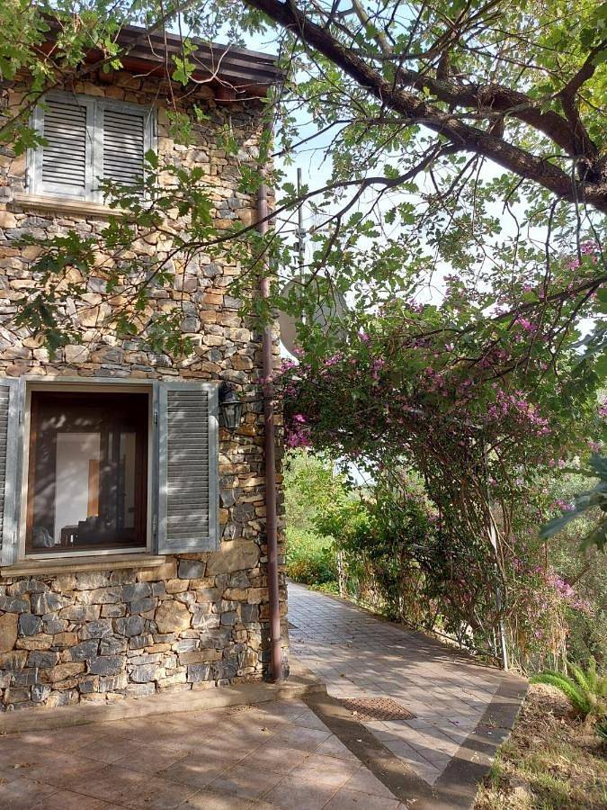 Casa vacanza per 4 persone, con panorama e giardino nonché terrazza, con animali domestici - 1
