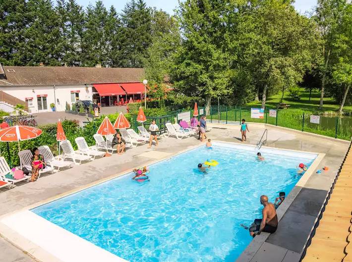 Mobil-Home Lodge 3 Pièces 4 Personnes + Tv in Touquin, Seine-et-Marne