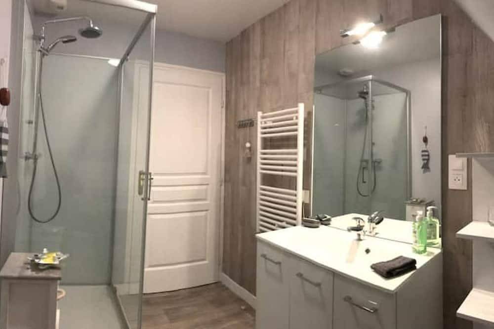 Apartamento entero, Appartement Duplex de Charme Le Grenier de la Tour in Tréguier, Costa de granito rosa